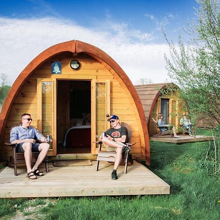 Long Point Eco-Adventures Villa Normandale Екстериор снимка